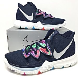 Nike Kyrie 5 (GS) Boy or Girls 6.5y
